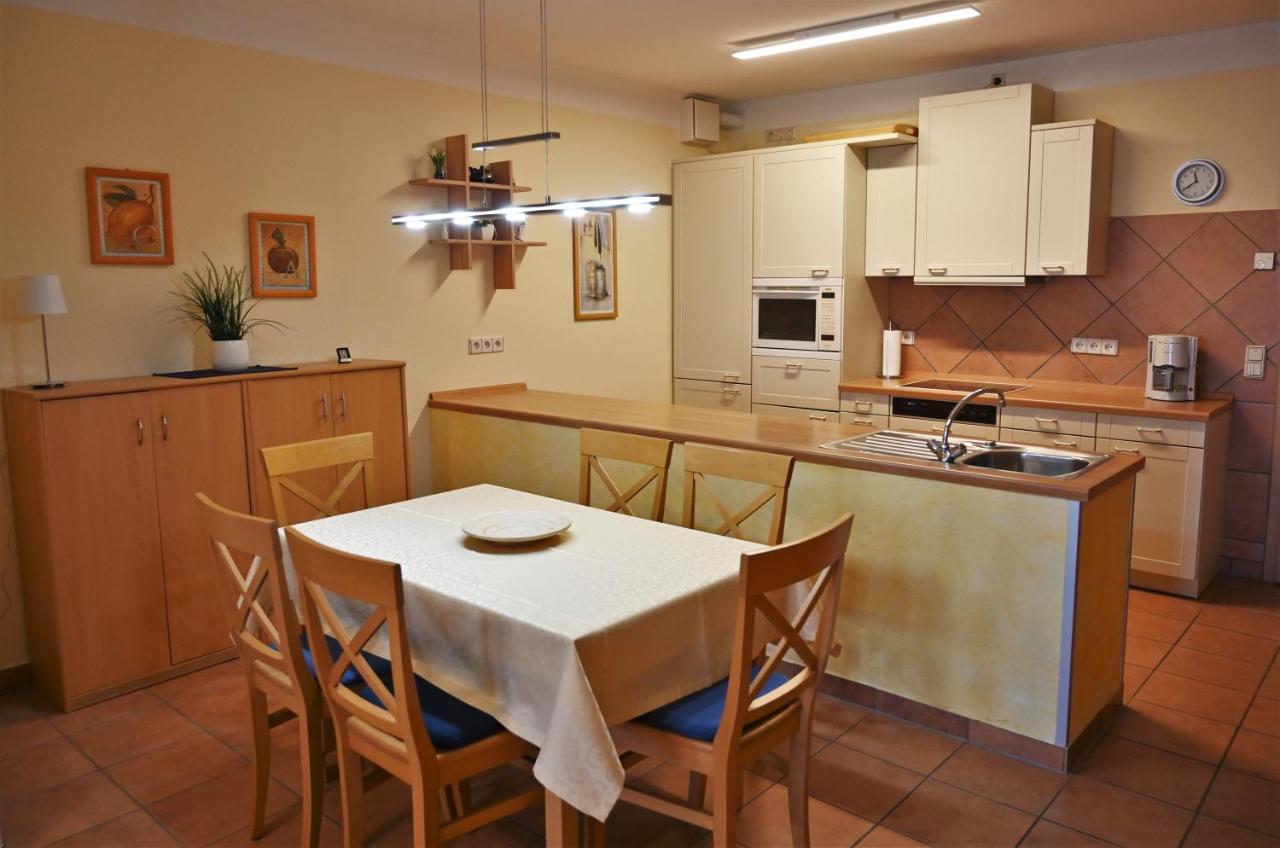 Ferienwohnung Seeblick Waren  Extérieur photo